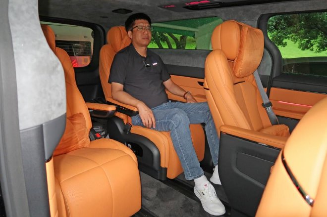 LEVC L380试驾 “陆地空客”尊享未来出行