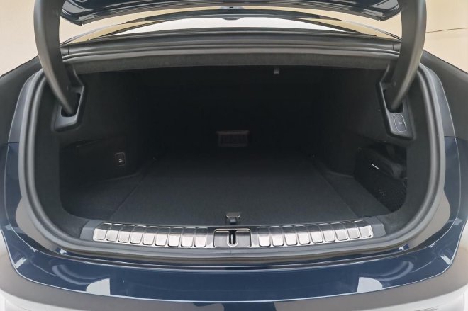 技术豪华新旗舰 静态体验蔚来ET9