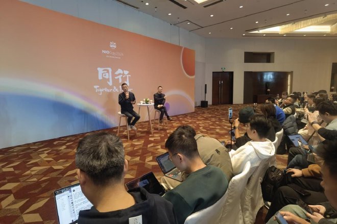 蔚来李斌：蔚来ET9月销1000台就很开心了