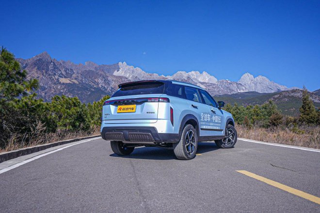 底盘支撑到位 多路况体验全新瑞虎7高能版