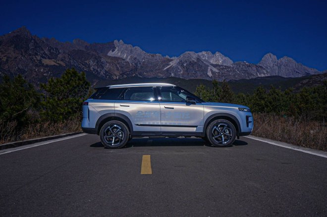 底盘支撑到位 多路况体验全新瑞虎7高能版