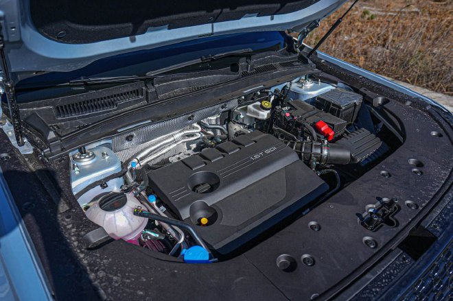 底盘支撑到位 多路况体验全新瑞虎7高能版