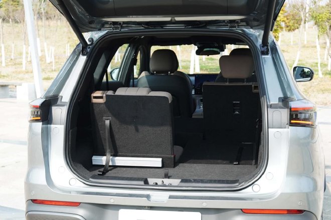 表里如一的品质 试驾体验奇瑞风云T8