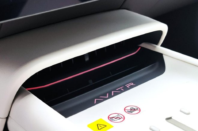 年轻用户的不二之选 阿维塔06静态实拍