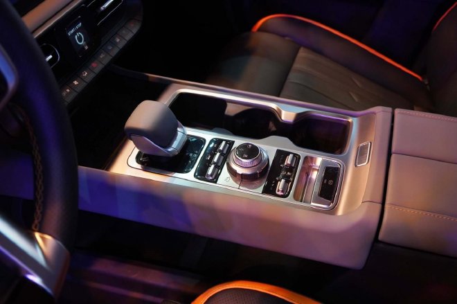 2025上海车展：北京越野BJ40增程改装版