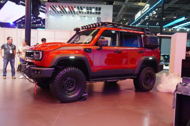 2025上海车展：北京BJ40增程赤兔版上市