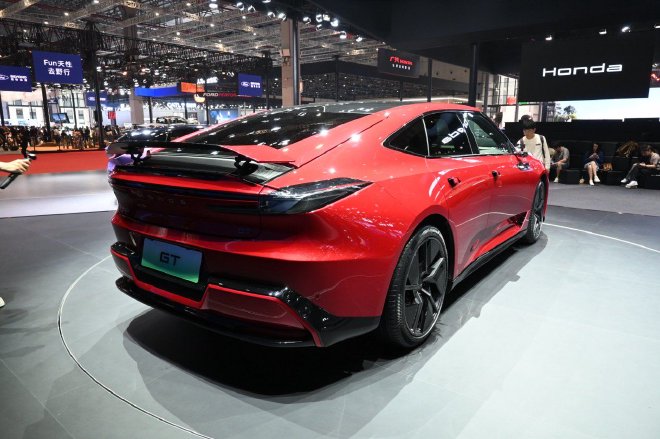 2025上海车展： 本田烨品牌第二弹车型GT亮相