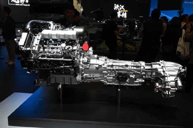 2025上海车展：坦克300虎克版正式发布