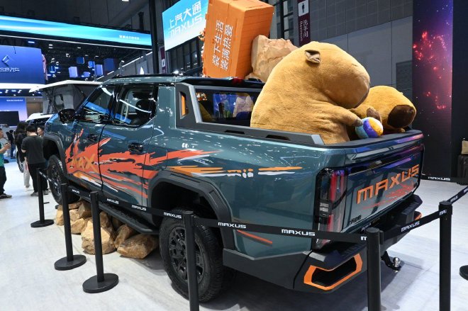 2025上海车展：上汽大通大拿V1公布一口价