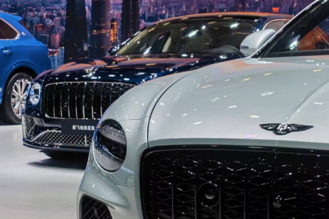 2025上海车展：宾利首款纯电动SUV将在两年内问世