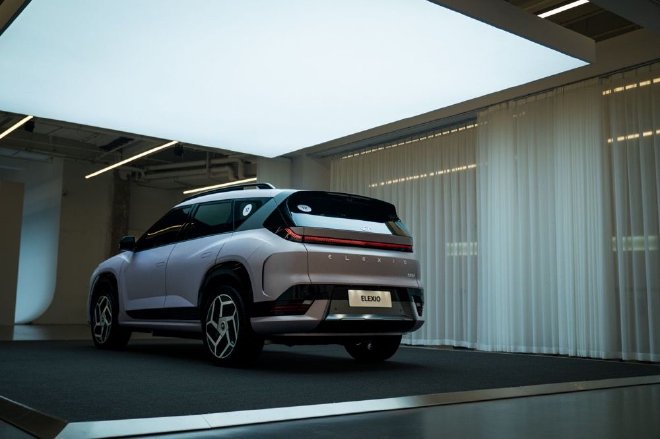 北京现代首款纯电平台SUV ELEXIO全球首秀