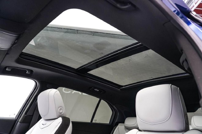 车机系统全面升级 实拍2025款凯迪拉克XT4