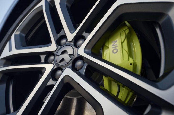 蔚来新ET5/新ET5T/新EC6冠军纪念版上市 售价31.6万元起