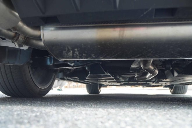 电动尾翼 四出排气 第三代UNI-V如何取悦年轻人