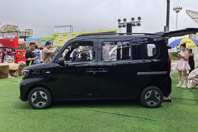 售5.78万元 五菱之光EV 305km进取型上市