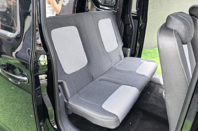 售5.78万元 五菱之光EV 305km进取型上市