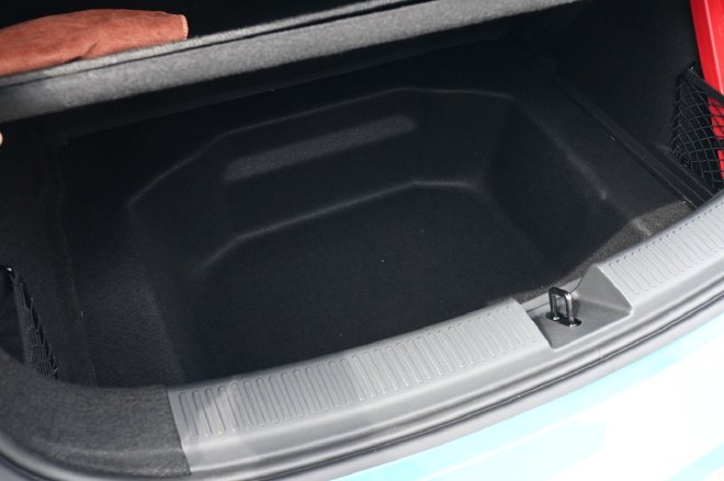 动感又实用的纯电小钢炮 全新MG4抢先试驾体验