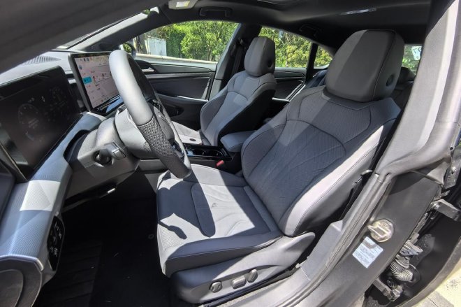 “馒头”超辣！试驾上汽大众新凌渡L