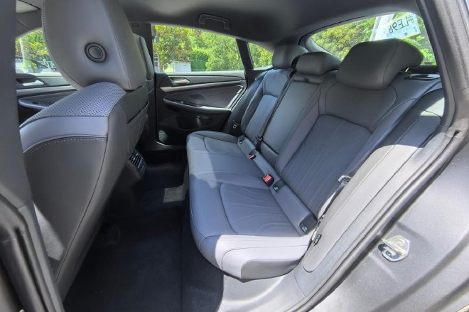 “馒头”超辣！试驾上汽大众新凌渡L