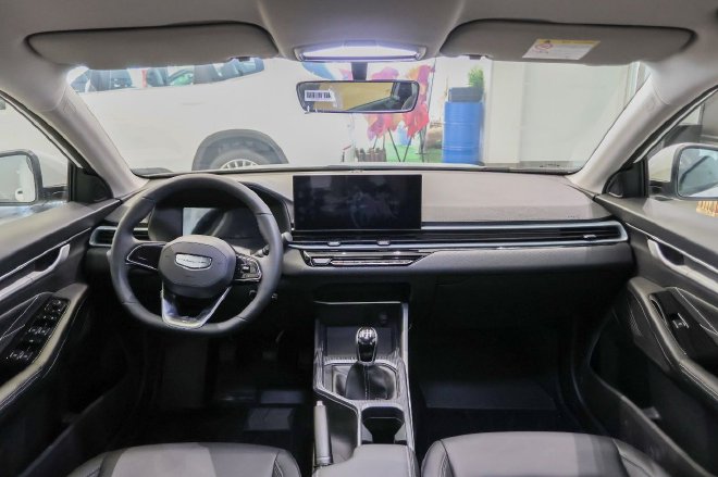 加配不加价 探店体验第4代帝豪400万纪念款