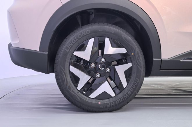 小车中的高能选手 静态体验五菱缤果S