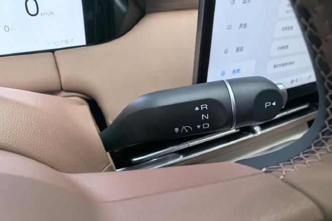 小车中的高能选手 静态体验五菱缤果S