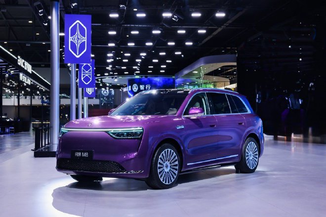 2025成都车展：全新问界M7实车首秀