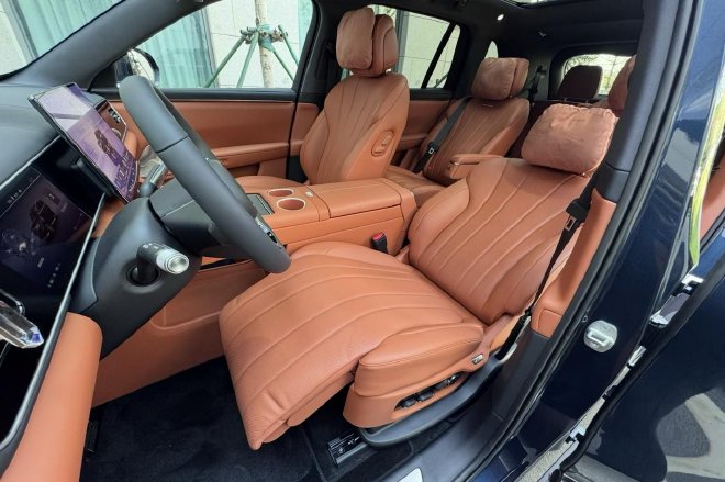 全面进化 重塑标杆 试驾全新问界M7