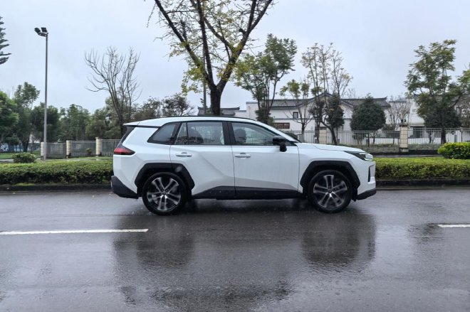 给你要的品质感 试驾广汽丰田全新换代威兰达