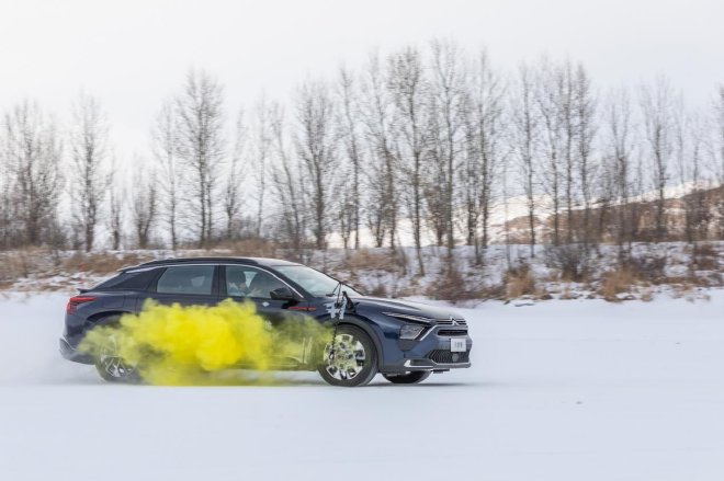 国家队亲自“监考”！四大冰雪科目全优，凡尔赛C5 X和508L这波操作稳了