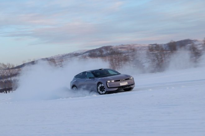 电动quattro更好玩 冰雪试驾奥迪E5 Sportback