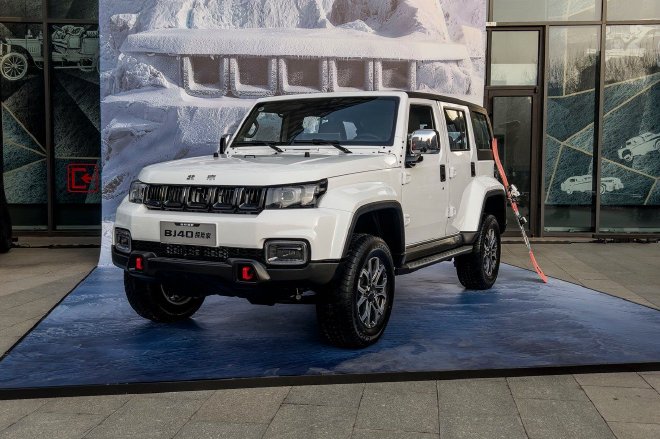 北京越野BJ40探险家上市 售价14.99-15.99万元