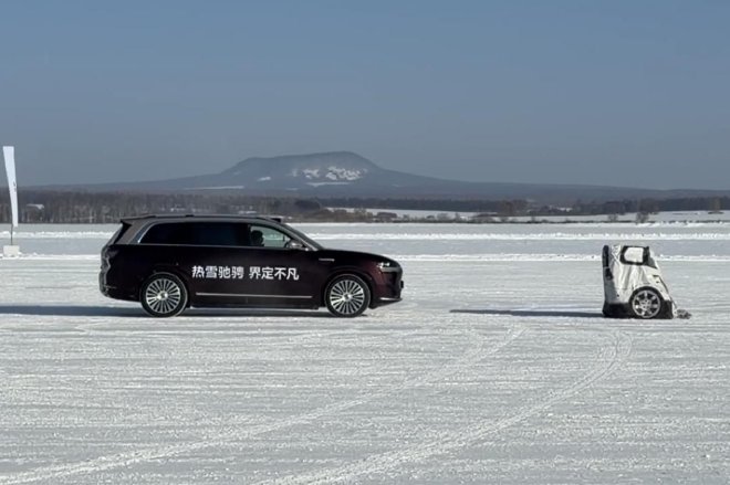 问界M8冰雪试驾 定义豪华智能SUV新体验