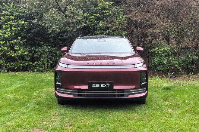 更体贴的科技范 动态体验星途EX7