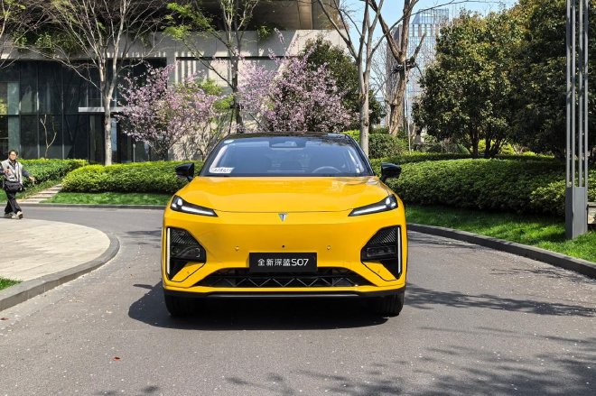 不做选择题 试全新深蓝S07华为乾崑激光版