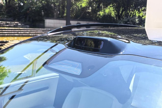 智能性能姿态全都要 试驾阿维塔06T