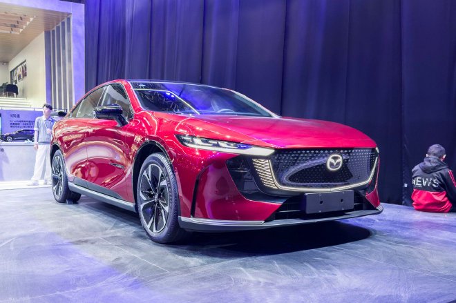 2026北京车展探馆：长安马自达EZ双子星亮相