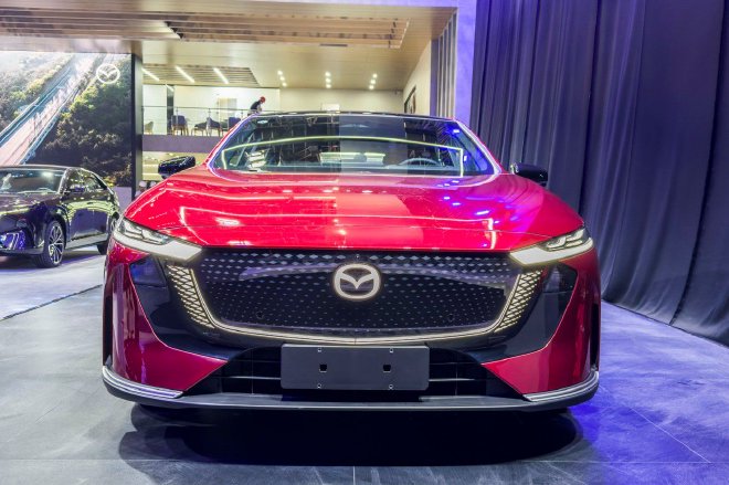 2026北京车展探馆：长安马自达EZ双子星亮相