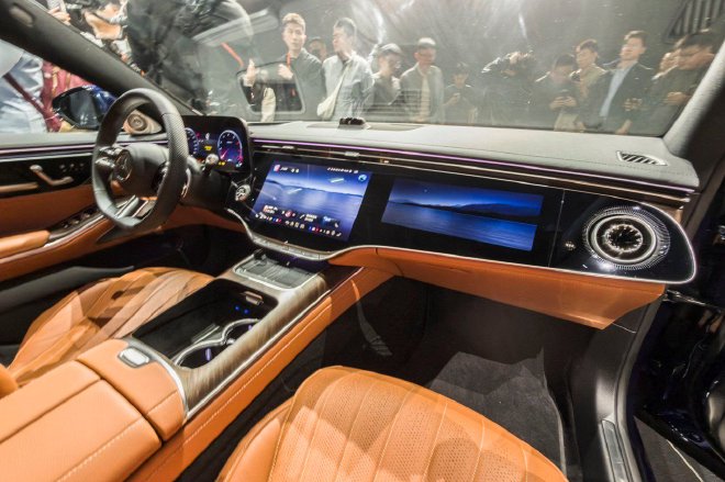 2026北京车展：新款奔驰S级亮相