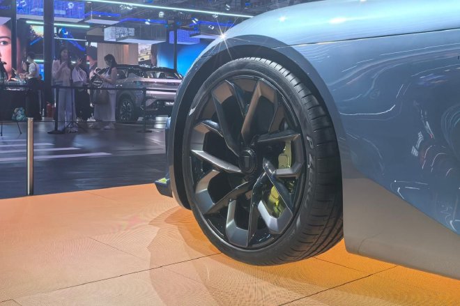 2026北京车展：领克Time to Shine概念跑车亮相