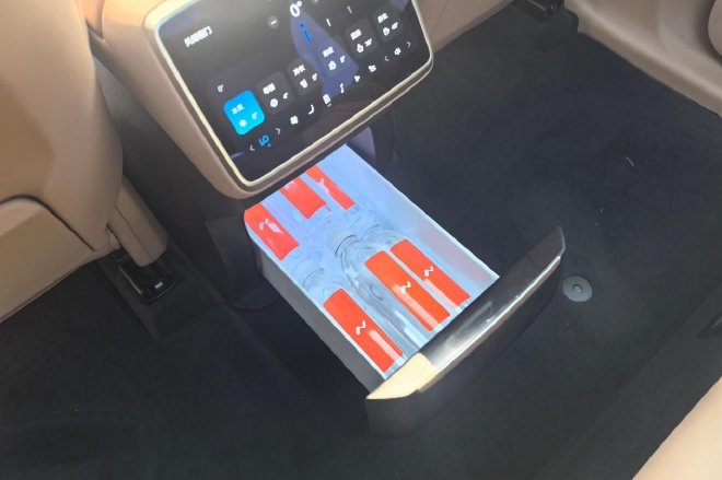 解锁“双舱”大平层 静态体验乐道L80