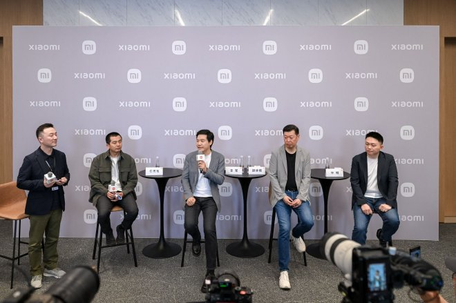 重启YU7标准版 小米稳步对标特斯拉