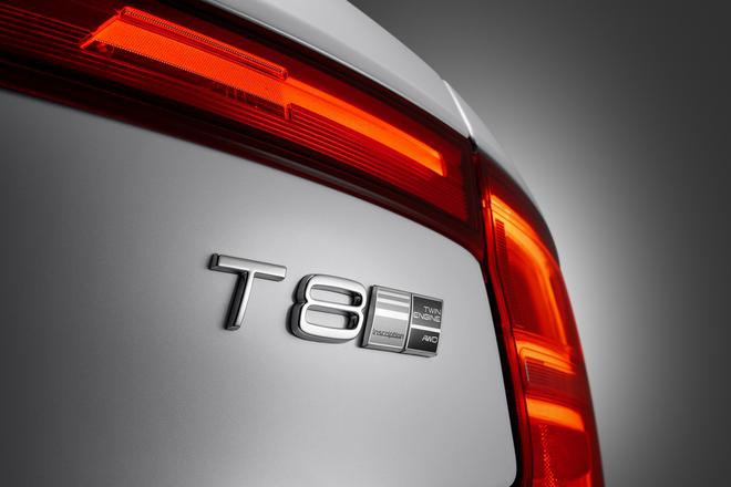 百公里提速4.9秒 沃尔沃S90 T8版上市