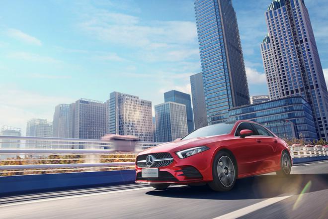 全新梅赛德斯-奔驰长轴距A级轿车