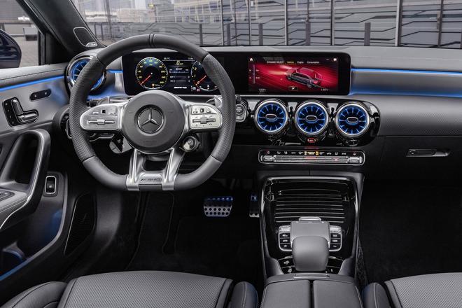 三厢性能“暴徒” 曝全新AMG A35官图