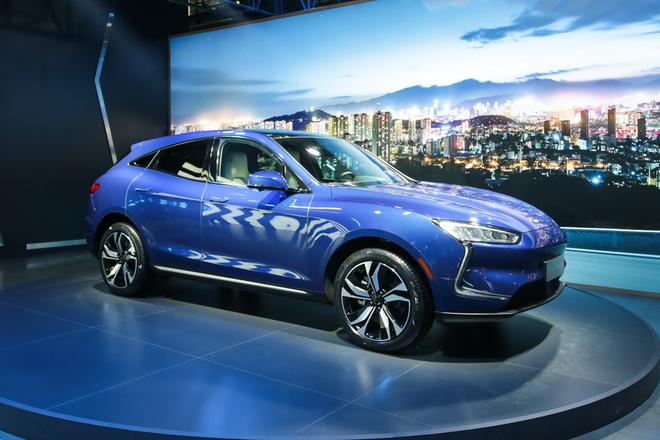 2019上海车展:金康seres sf5公布预售价-新浪汽车