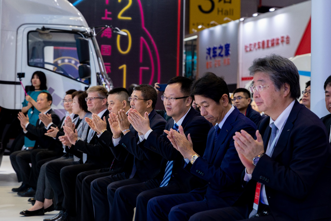 庆铃、五十铃合作再深化 八款新品演绎恒者当先