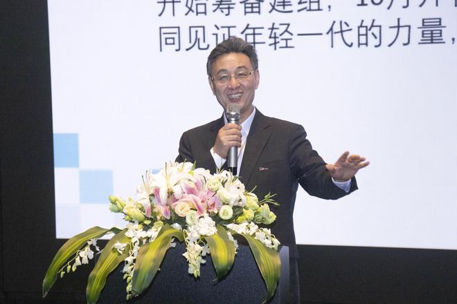 中国汽车工程学会副秘书长闫建来