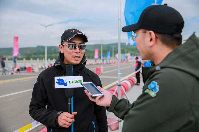 CEVR赛事车辆技术及成绩统计主管张斯佩
