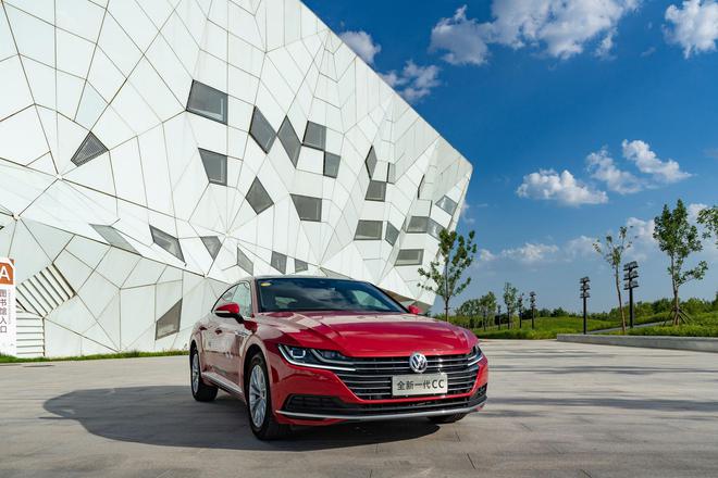 新一代CC内外兼修，颜值爆表